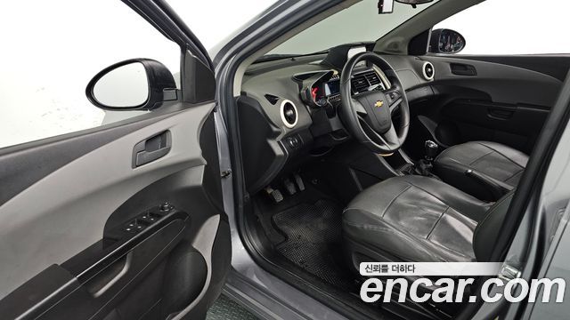 Chevrolet Korea Aveo 2012 — photo 11