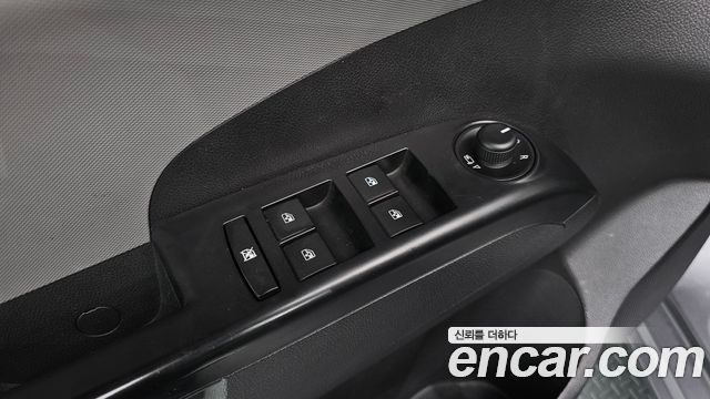 Chevrolet Korea Aveo 2012 — photo 17
