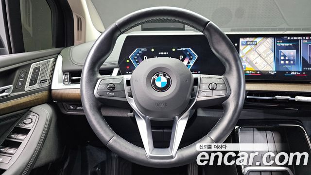 BMW 2-Series 2023 — photo 19