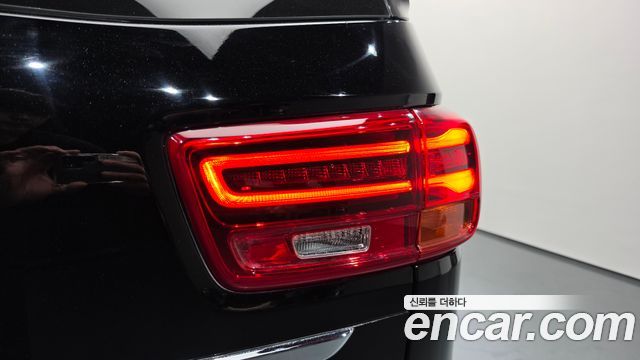 Kia Canival 2019 — photo 9