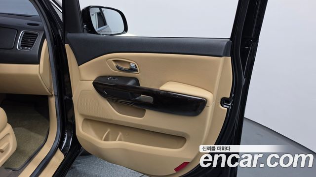 Kia Canival 2019 — photo 15