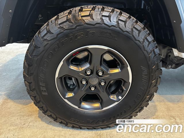 Jeep Gladiator 2023 — photo 5