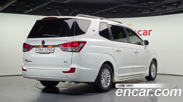 KG Mobility KORANDO 2014 — photo 2