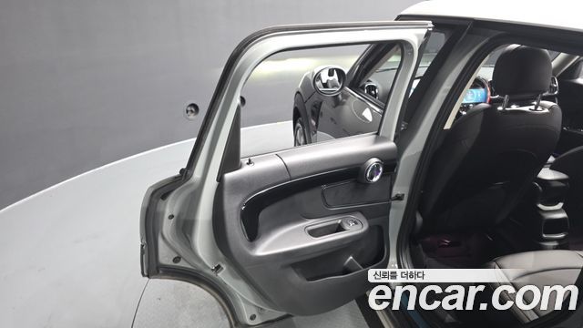 Mini Countryman 2022 — photo 15