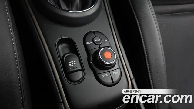 Mini Countryman 2022 — photo 39