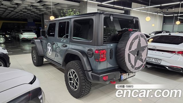 Jeep Wrangler 2025 — photo 8