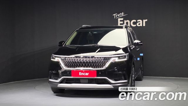 Kia Canival 2023 — photo 3