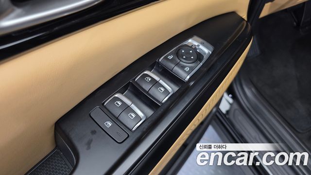 Kia Canival 2023 — photo 19