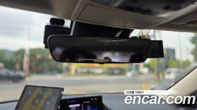 Lexus CT200h 2020 — photo 14