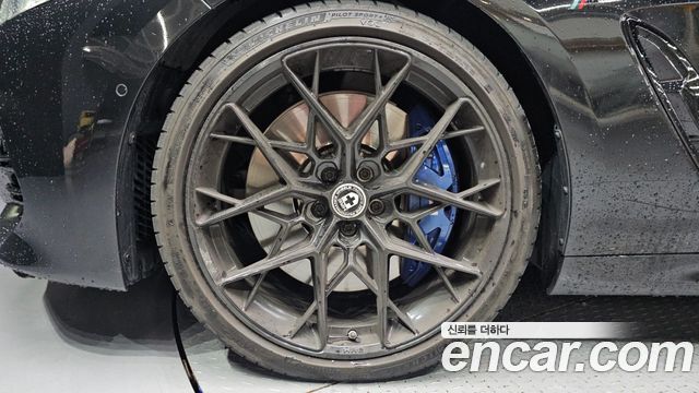 BMW 8-Series 2024 — photo 5