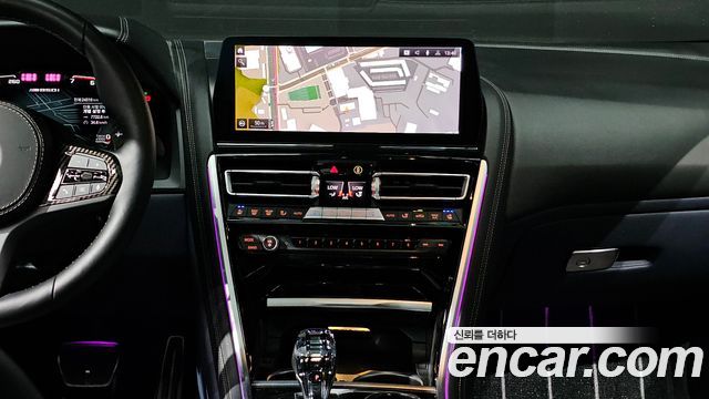 BMW 8-Series 2024 — photo 20