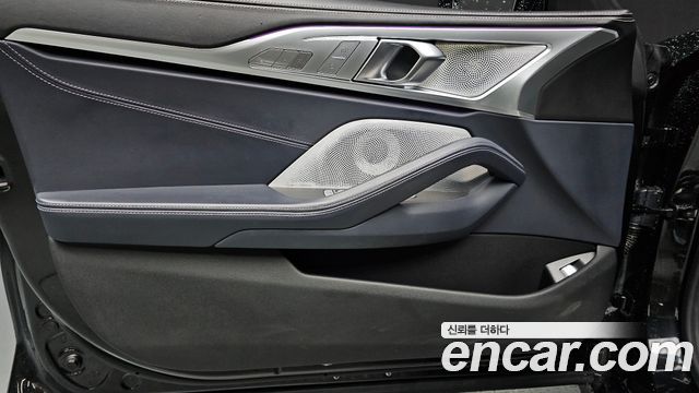 BMW 8-Series 2024 — photo 14