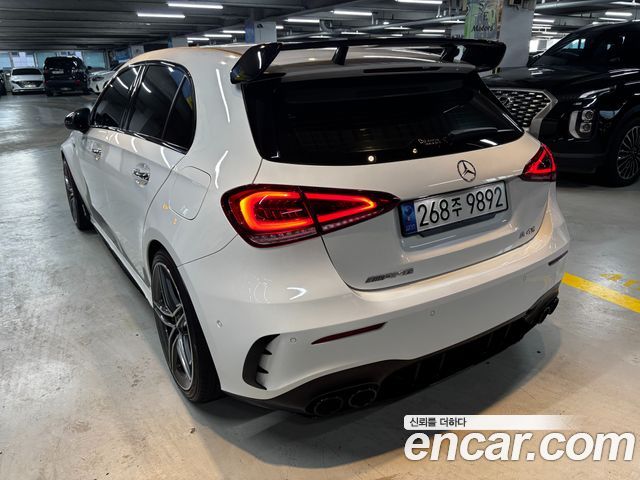 Mercedes-Benz A-Class 2021 — photo 2