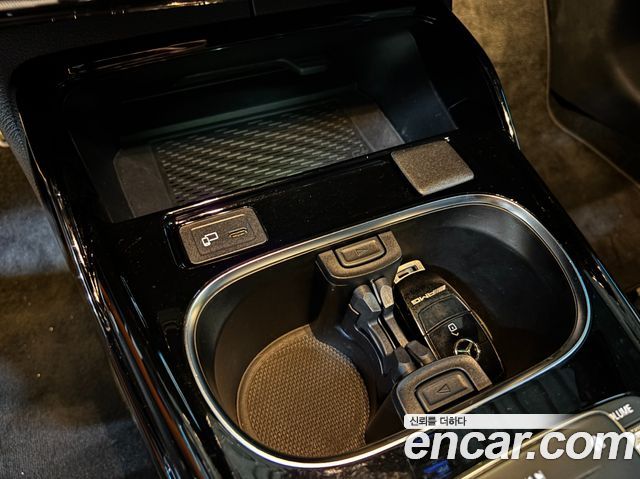 Mercedes-Benz A-Class 2021 — photo 14