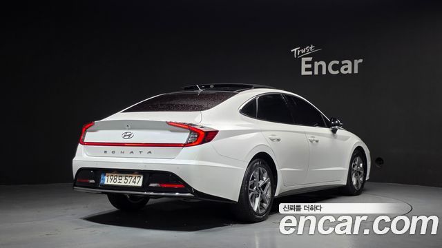 Hyundai Sonata 2022 — photo 2