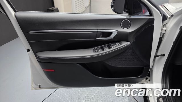 Hyundai Sonata 2022 — photo 14