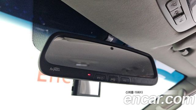 Hyundai Starex 2019 — photo 18
