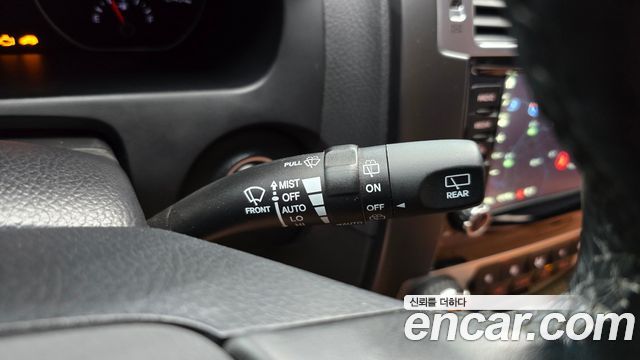 Kia Mohave 2018 — photo 27