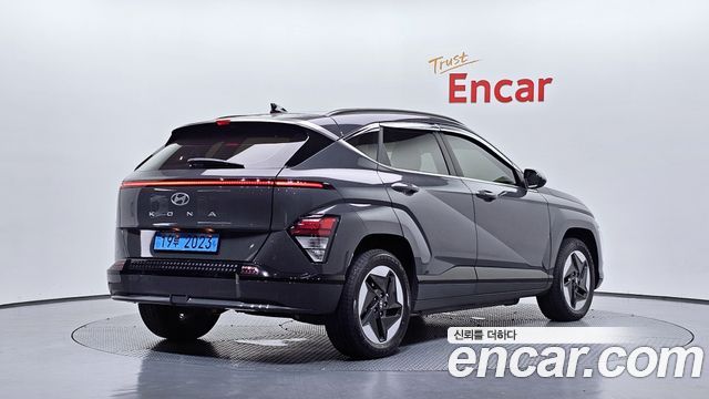 Hyundai Kona 2023 — photo 2
