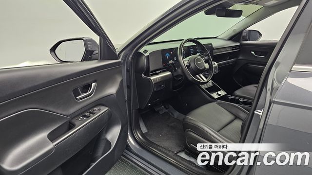 Hyundai Kona 2023 — photo 13