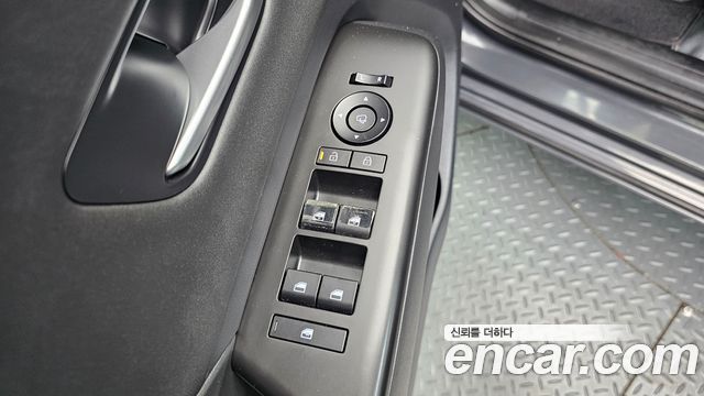Hyundai Kona 2023 — photo 23