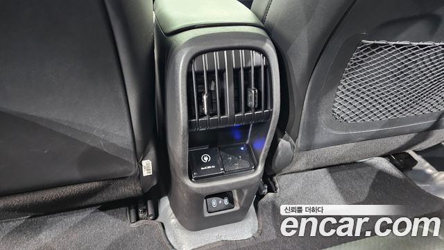 Hyundai Kona 2023 — photo 28