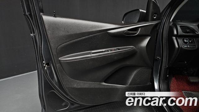 Chevrolet Korea Spark 2017 — photo 14