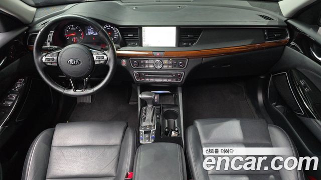 Kia K7 2016 — photo 10