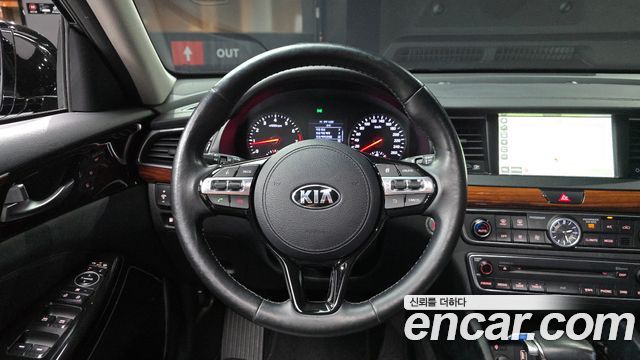 Kia K7 2016 — photo 19