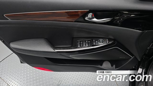 Kia K7 2016 — photo 14