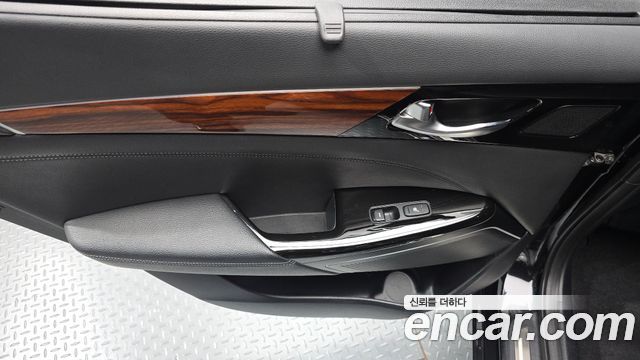 Kia K7 2016 — photo 15