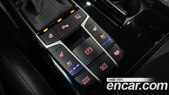 Kia K7 2016 — photo 27