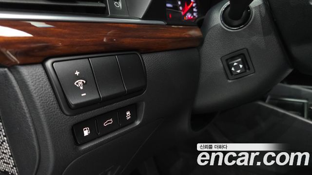 Kia K7 2016 — photo 28