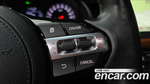 Kia K7 2016 — photo 30