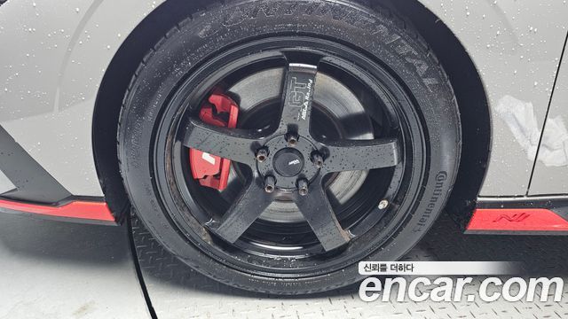 Hyundai AVANTE 2025 — photo 5