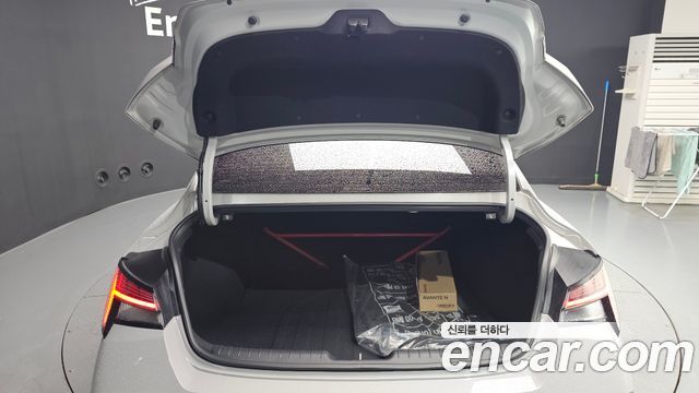 Hyundai AVANTE 2025 — photo 26