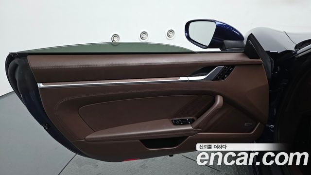 Porsche 911 2020 — photo 14