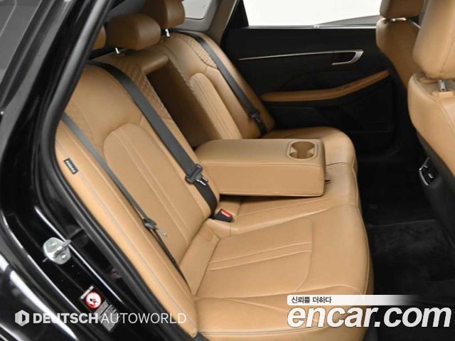 Hyundai Sonata 2022 — photo 9