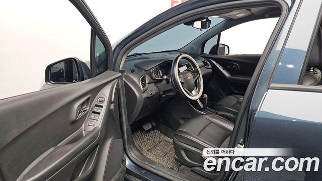 Chevrolet Korea Trax 2021 — photo 13