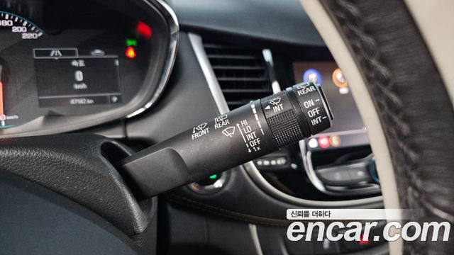 Chevrolet Korea Trax 2021 — photo 24