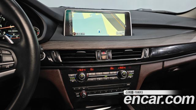 BMW X5 2016 — photo 12