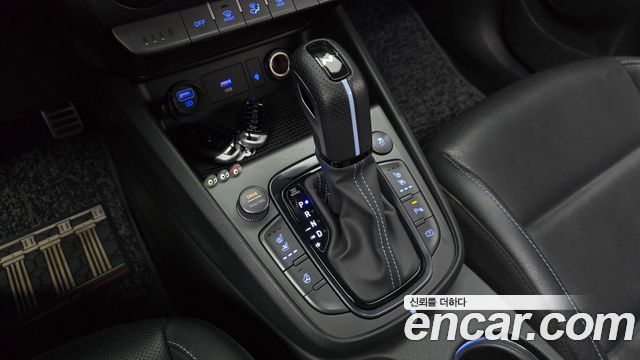 Hyundai Kona 2022 — photo 12