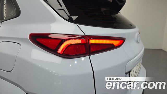 Hyundai Kona 2022 — photo 9