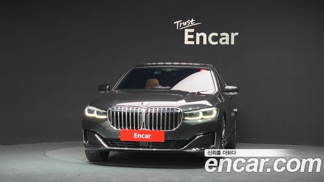 BMW 7-Series 2020 — photo 3