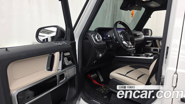 Mercedes-Benz G-Class 2020 — photo 13