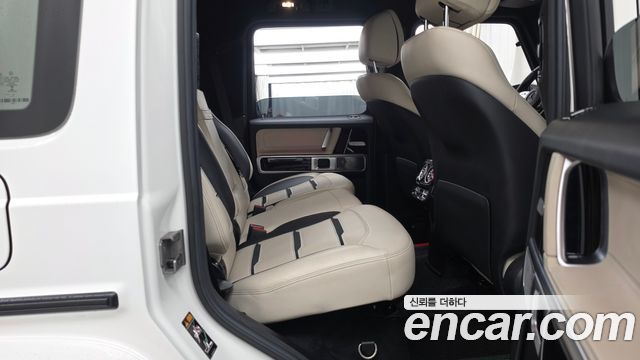 Mercedes-Benz G-Class 2020 — photo 18