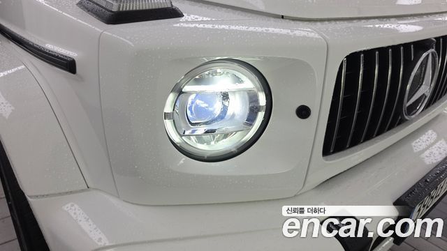 Mercedes-Benz G-Class 2020 — photo 8