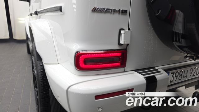 Mercedes-Benz G-Class 2020 — photo 9