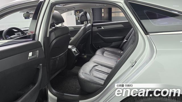 Hyundai Sonata 2015 — photo 11