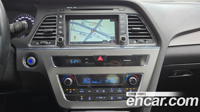 Hyundai Sonata 2015 — photo 12